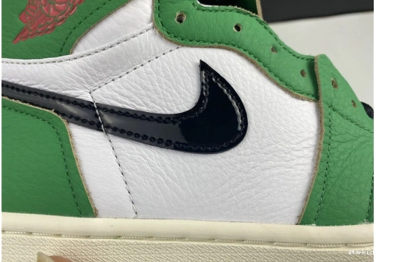DB4612-300 - DB4612-300 Green Jordan Retro Lucky High Air 1 0808